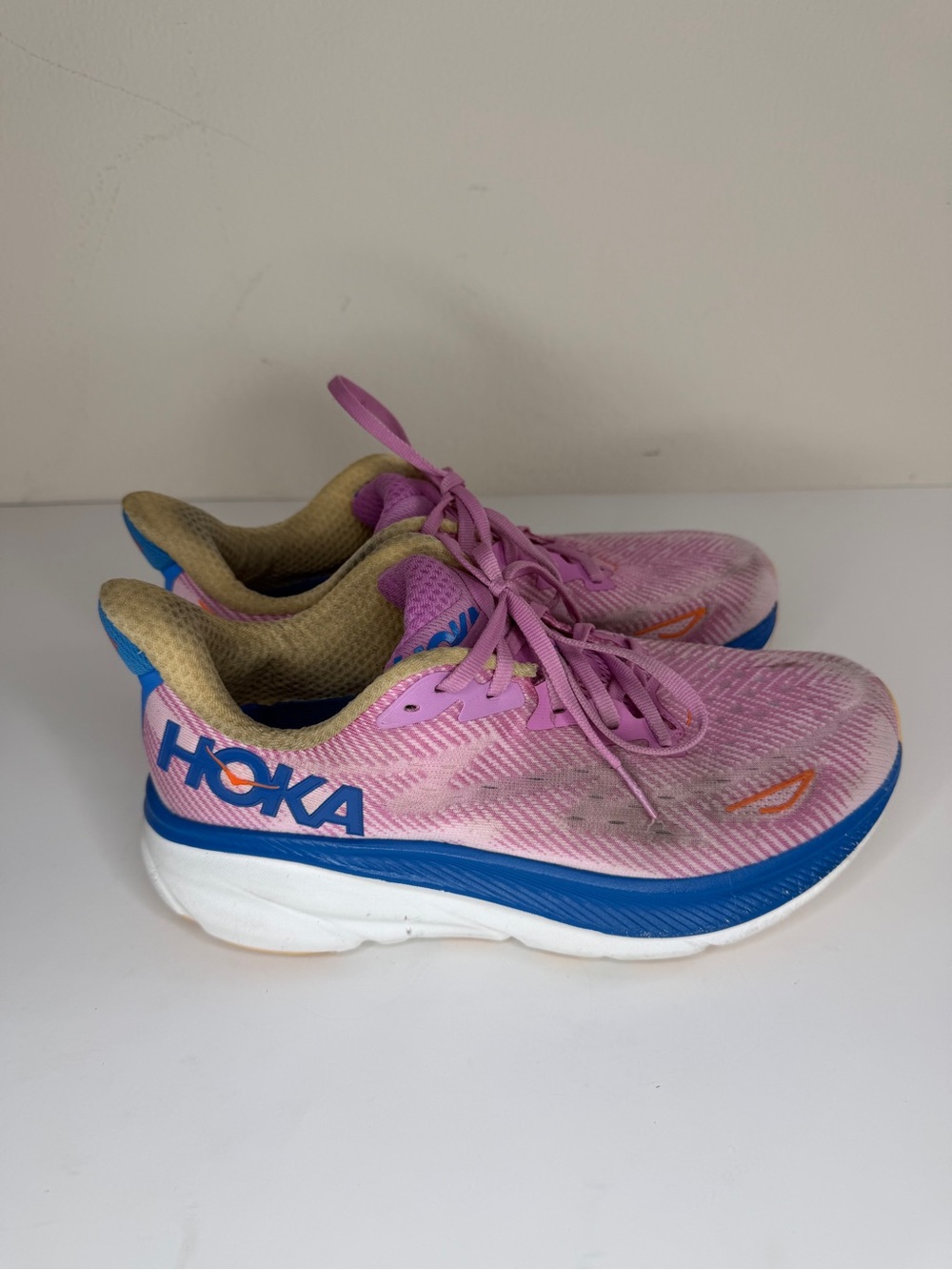 Hoka One One Clifton 9 Womens Size 8B 1127896 CSLC Pink Running Shoes Sneaker